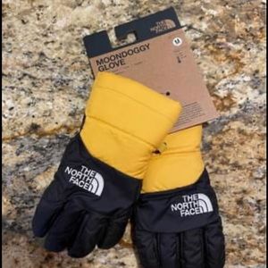 North Face snow gloves little kids medium